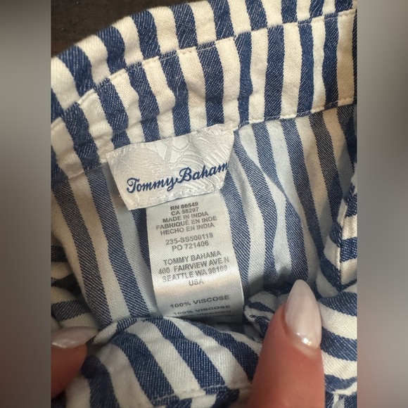 Tommy Bahama Chambray boyfriend beach shirt oversized vacation classic clean top - Picture 9 of 13